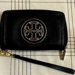 Tori Burch wristlet